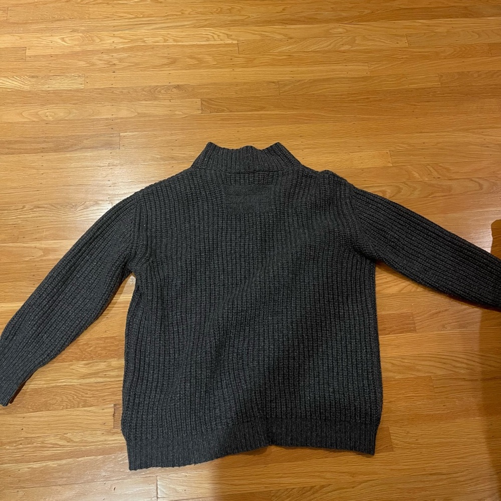 Oversized Frame 100% Merino wool sweater